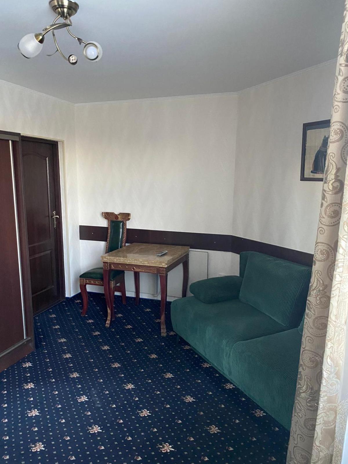 Faraon Hotel ايفانو - فرانكيفسك المظهر الخارجي الصورة