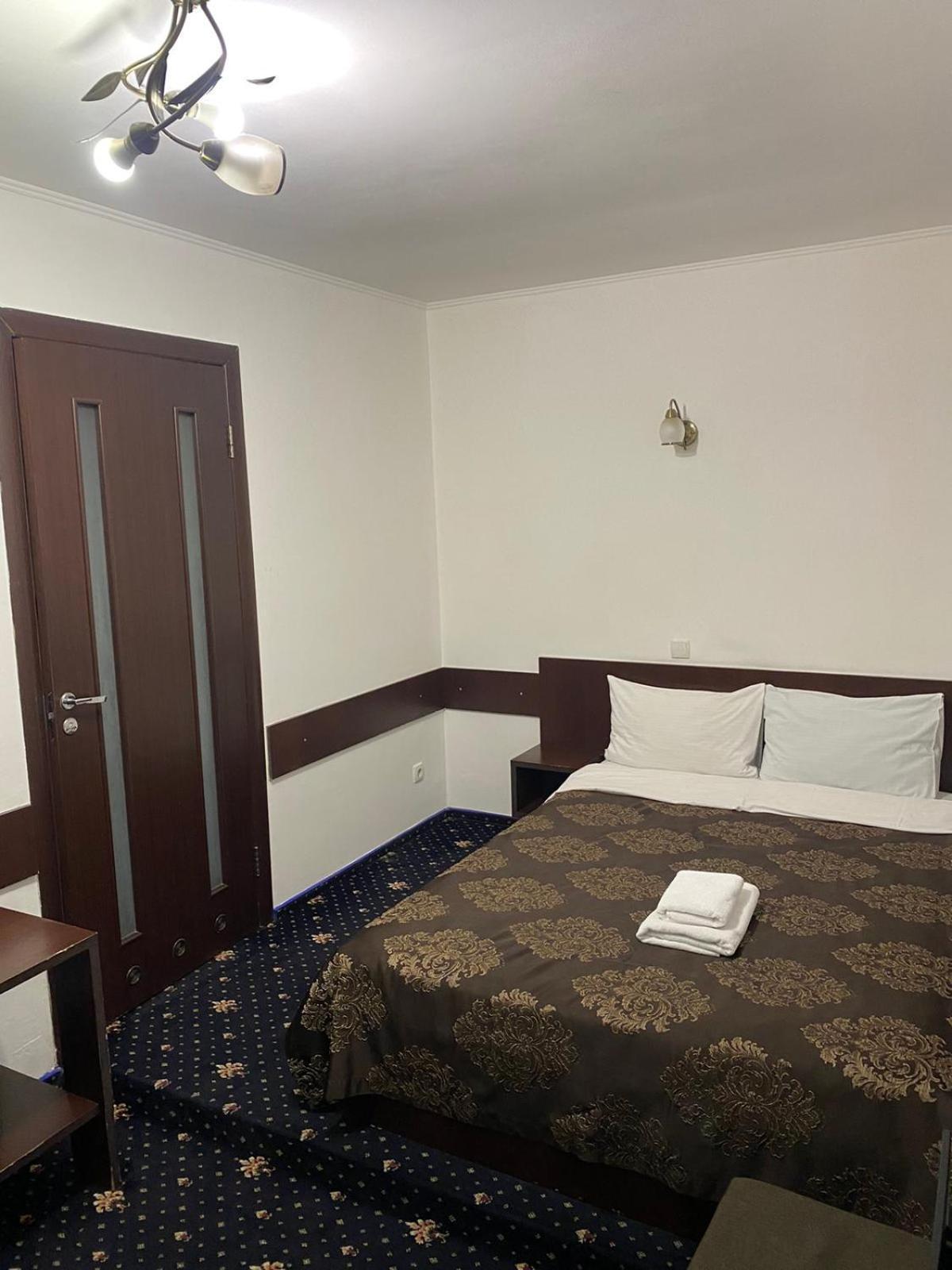 Faraon Hotel ايفانو - فرانكيفسك المظهر الخارجي الصورة